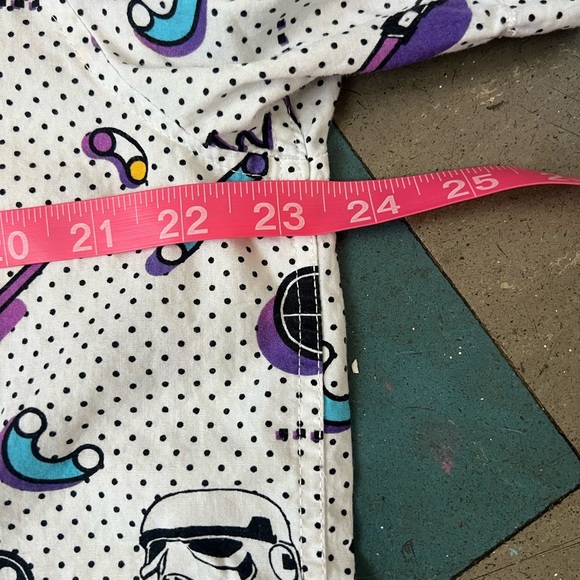 Star Wars White & Purple Stormtrooper 90’s Inspired Pattern Short - Picture 6 of 6